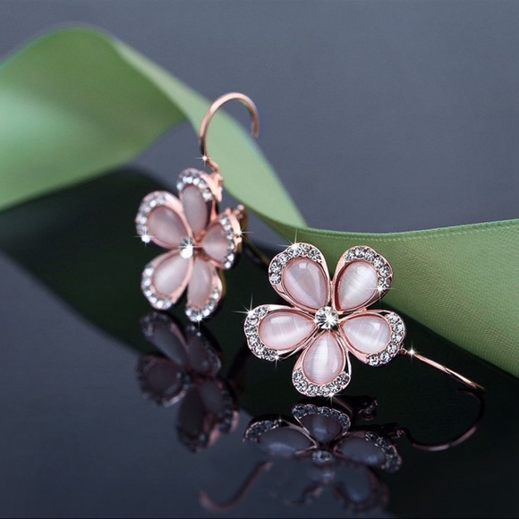 GlitzBlitz Boutique Jewelry - 2/$20! Pink Pearlescent Flower Lever Back Earrings